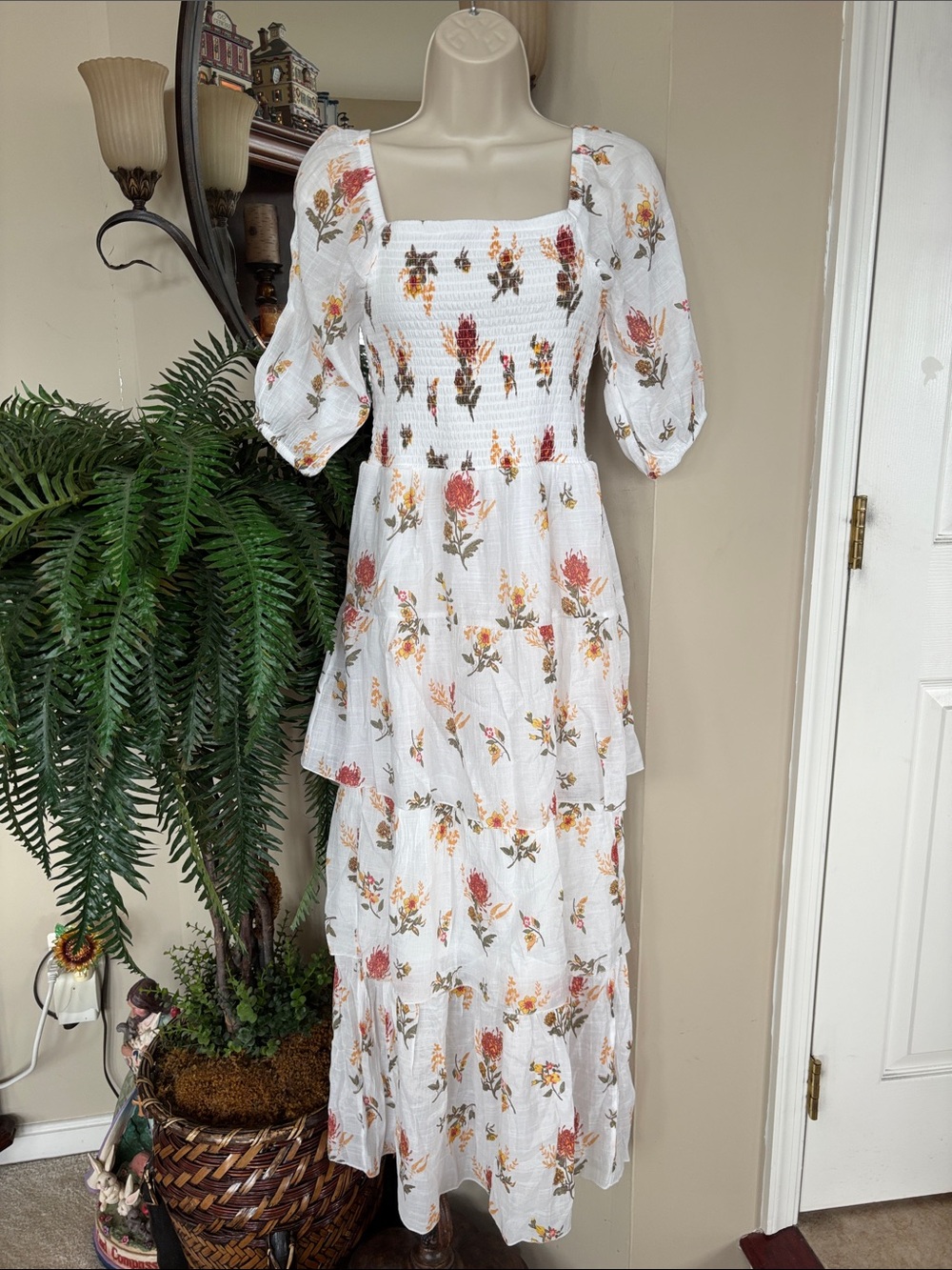J. Gee White Boho Floral Tiered Maxi Dress Smocked Bodice Ruffle Puff Sleeves - Picture 3 of 15